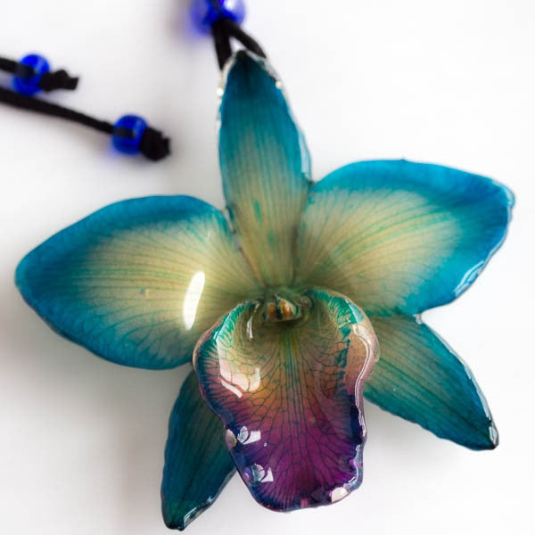 Flower Necklace Light Blue Sakura Orchid