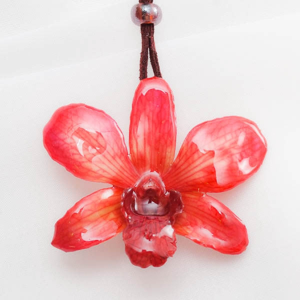 red dendrobium kasem orchid necklace